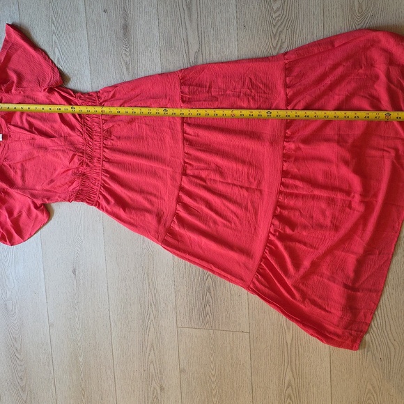 Monteau Coral Midi Dress - Picture 10 of 10